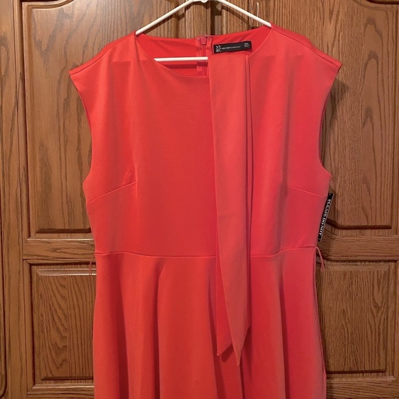 New York & Company Pink/Coral Dress, XXL. NWT. - Picture 3 of 4